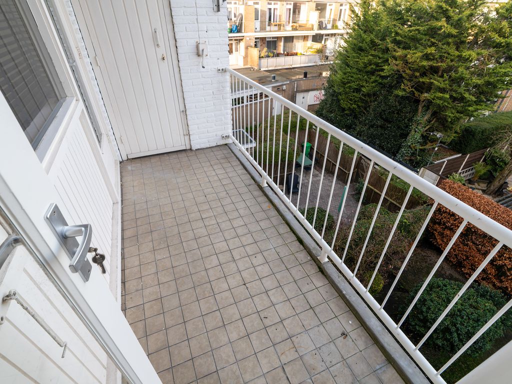 Koningin Marialaan 82, 'S-GRAVENHAGE