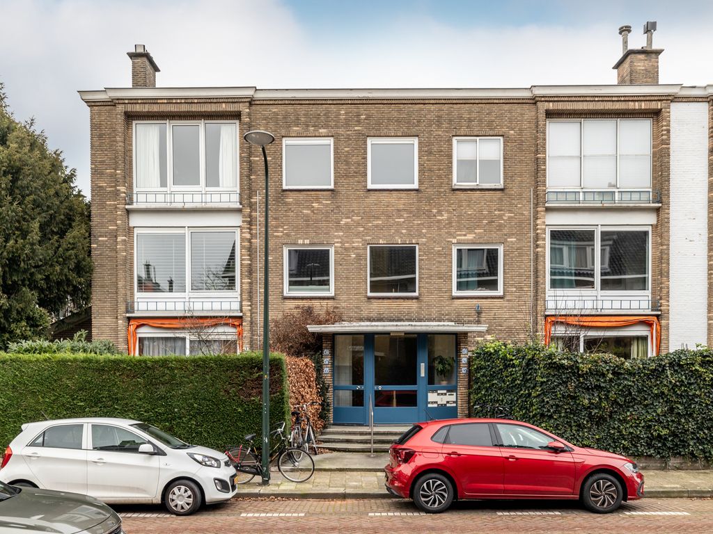Hanedoesstraat 137, 'S-GRAVENHAGE