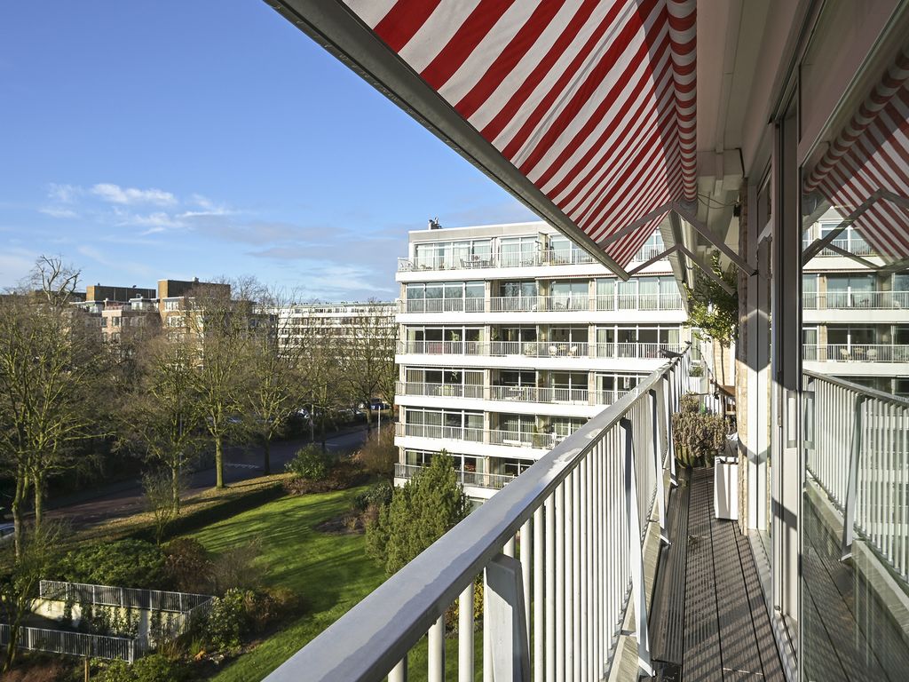 Cees Laseurlaan 159, 'S-GRAVENHAGE