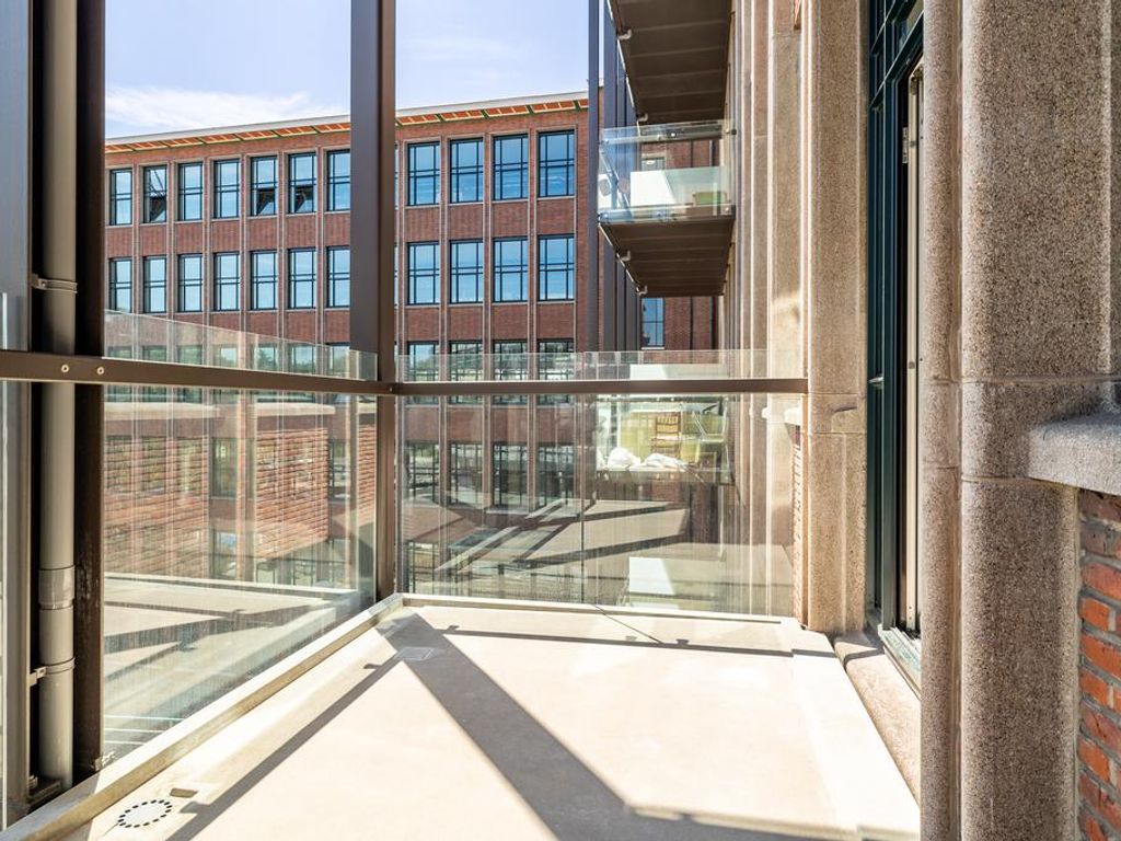 Plesmanweg 401, 'S-GRAVENHAGE