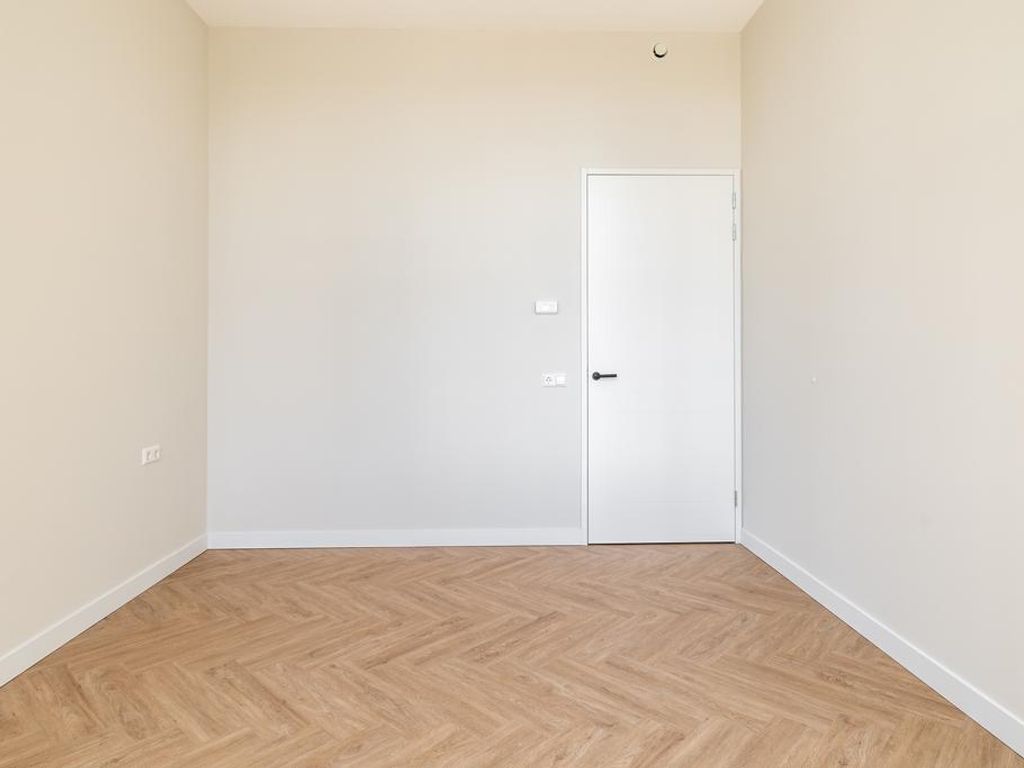 Plesmanweg 401, 'S-GRAVENHAGE