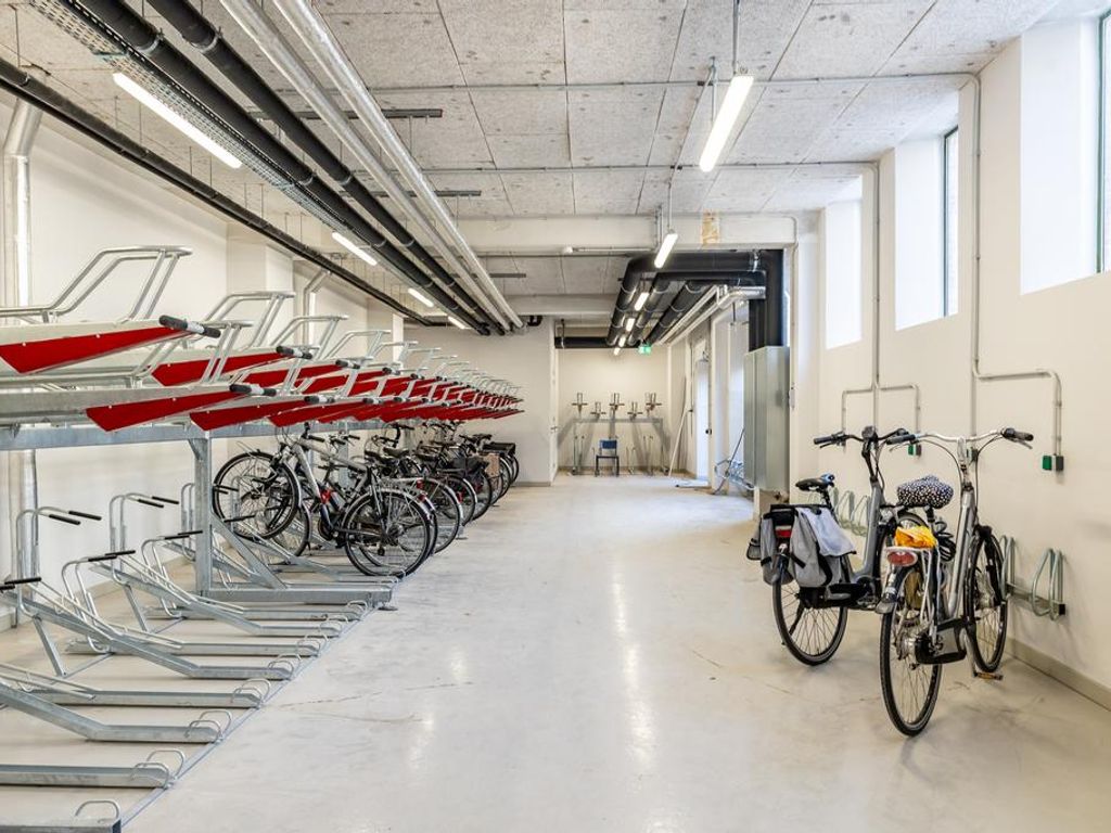 Plesmanweg 401, 'S-GRAVENHAGE