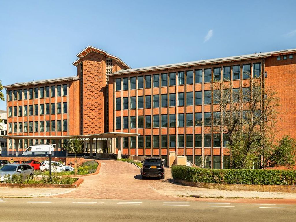 Plesmanweg 401, 'S-GRAVENHAGE