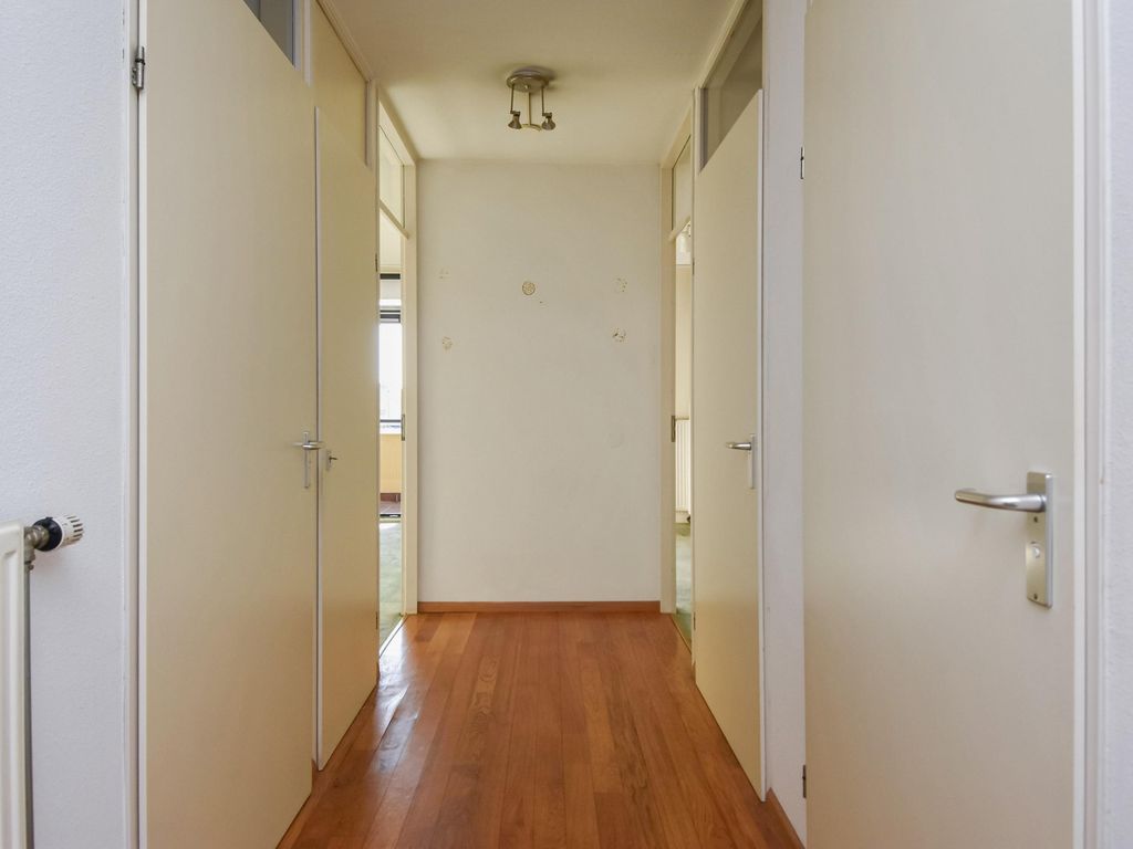 Nassaukade 94, RIJSWIJK