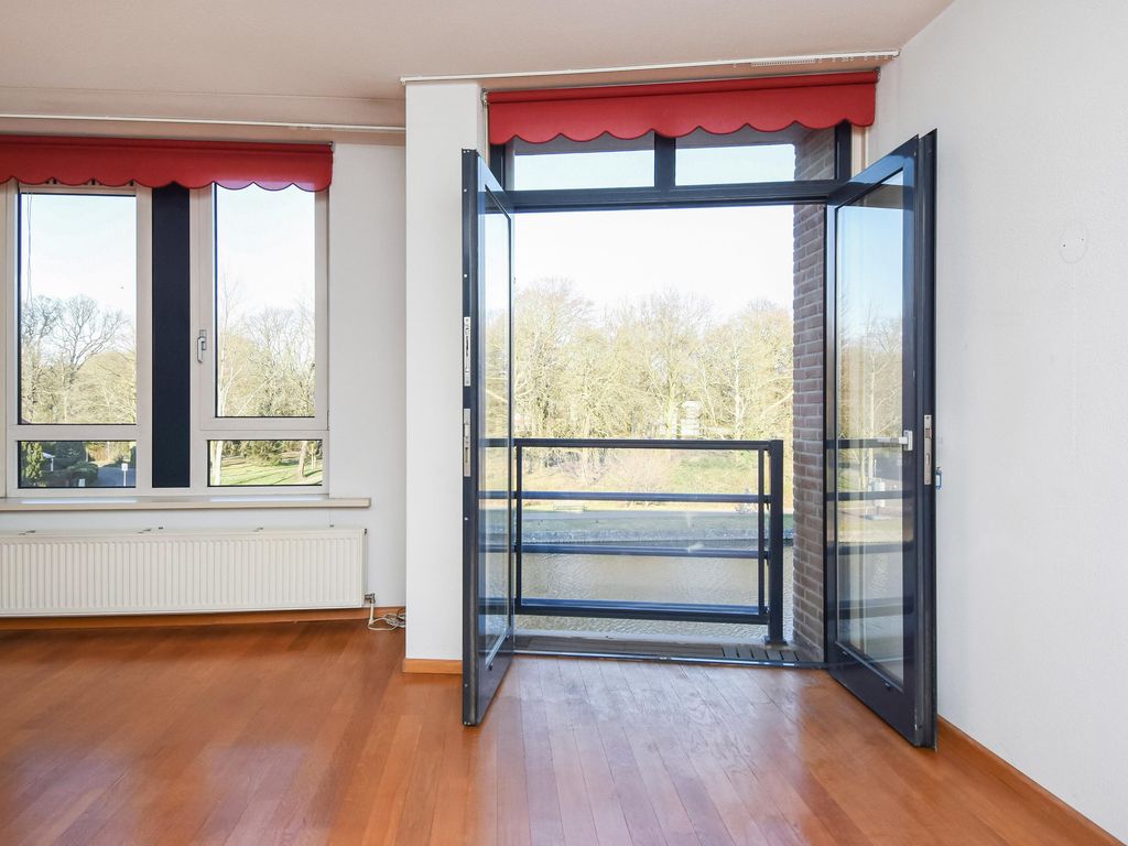 Nassaukade 94, RIJSWIJK