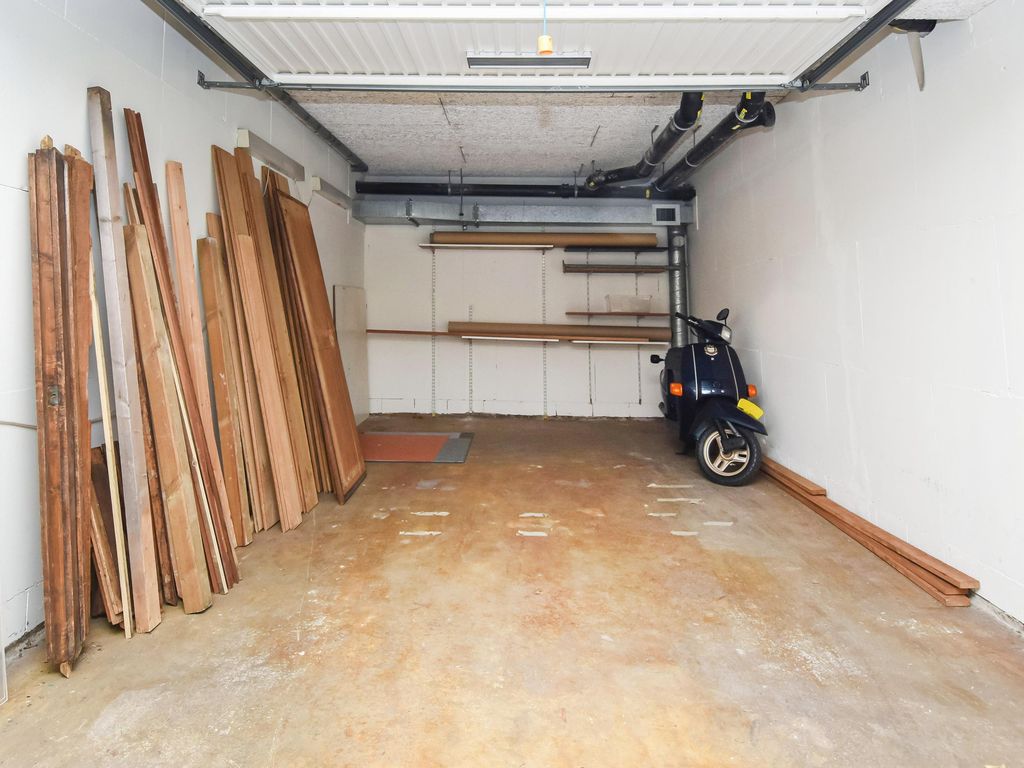 Nassaukade 94, RIJSWIJK