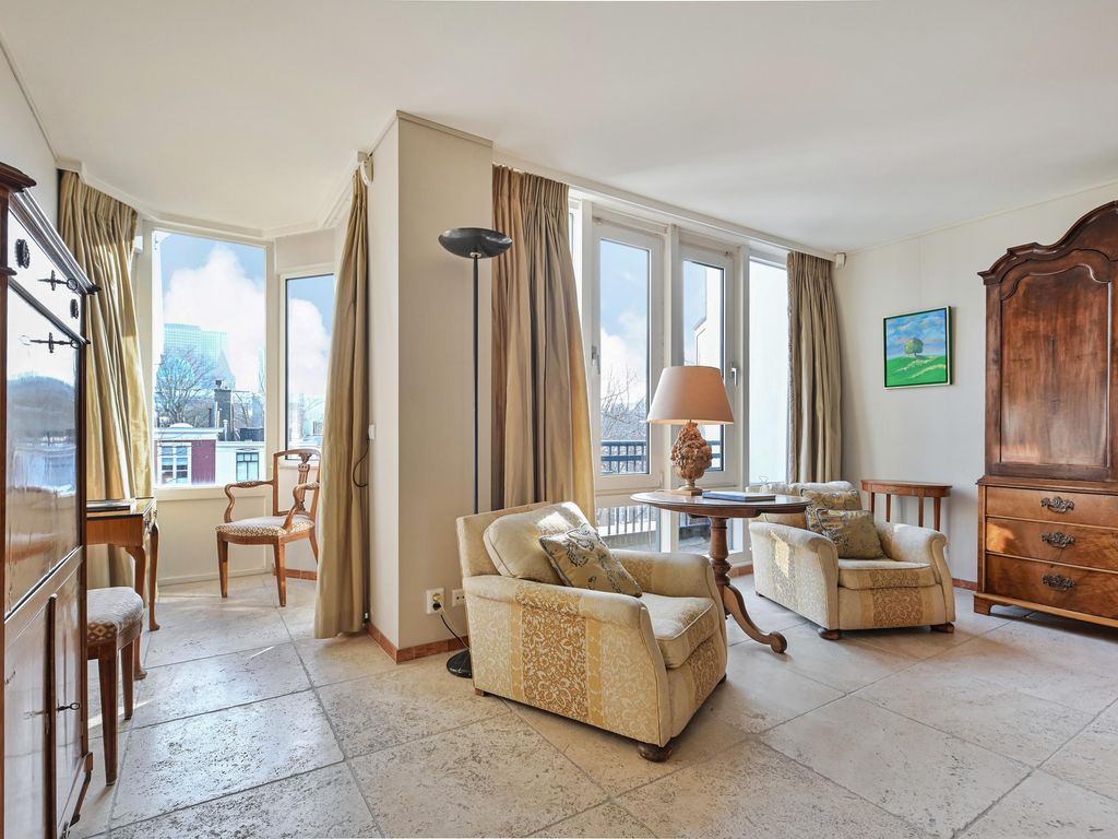 Houtweg 80, 'S-GRAVENHAGE