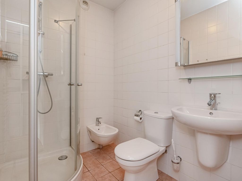 Houtweg 80, 'S-GRAVENHAGE