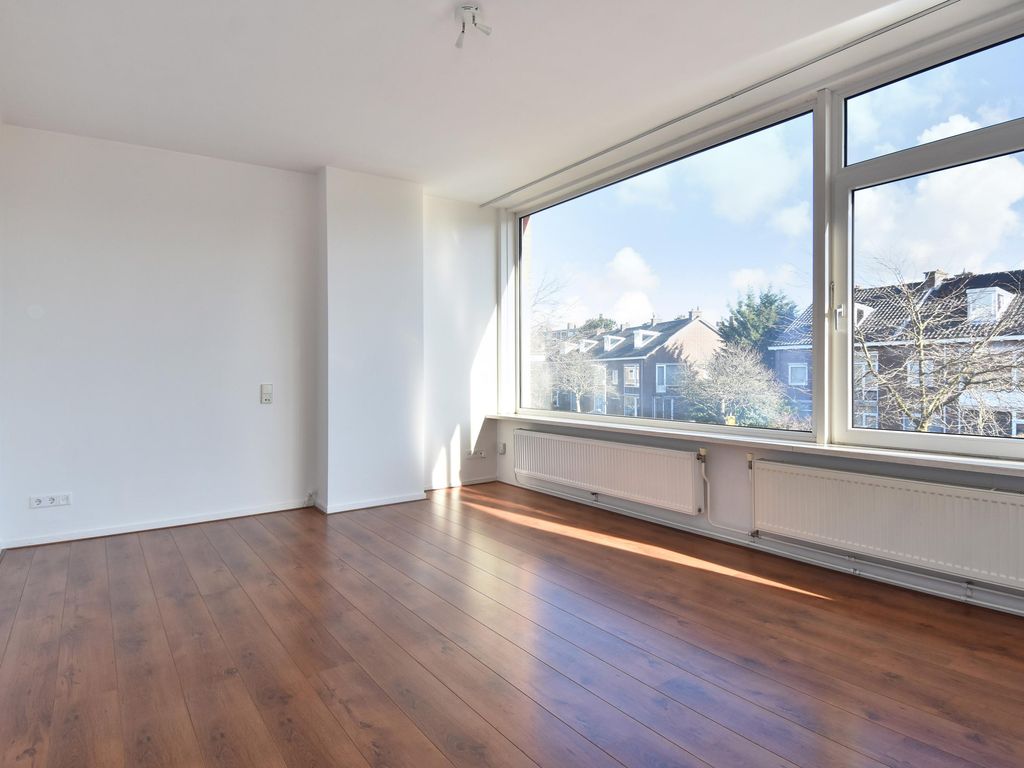 Han Stijkelplein 17, 'S-GRAVENHAGE