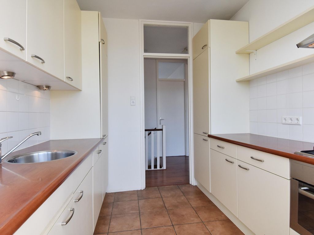 Han Stijkelplein 17, 'S-GRAVENHAGE