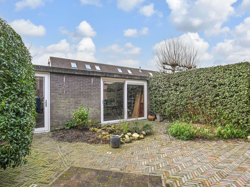 Hogeland 30, LEIDSCHENDAM