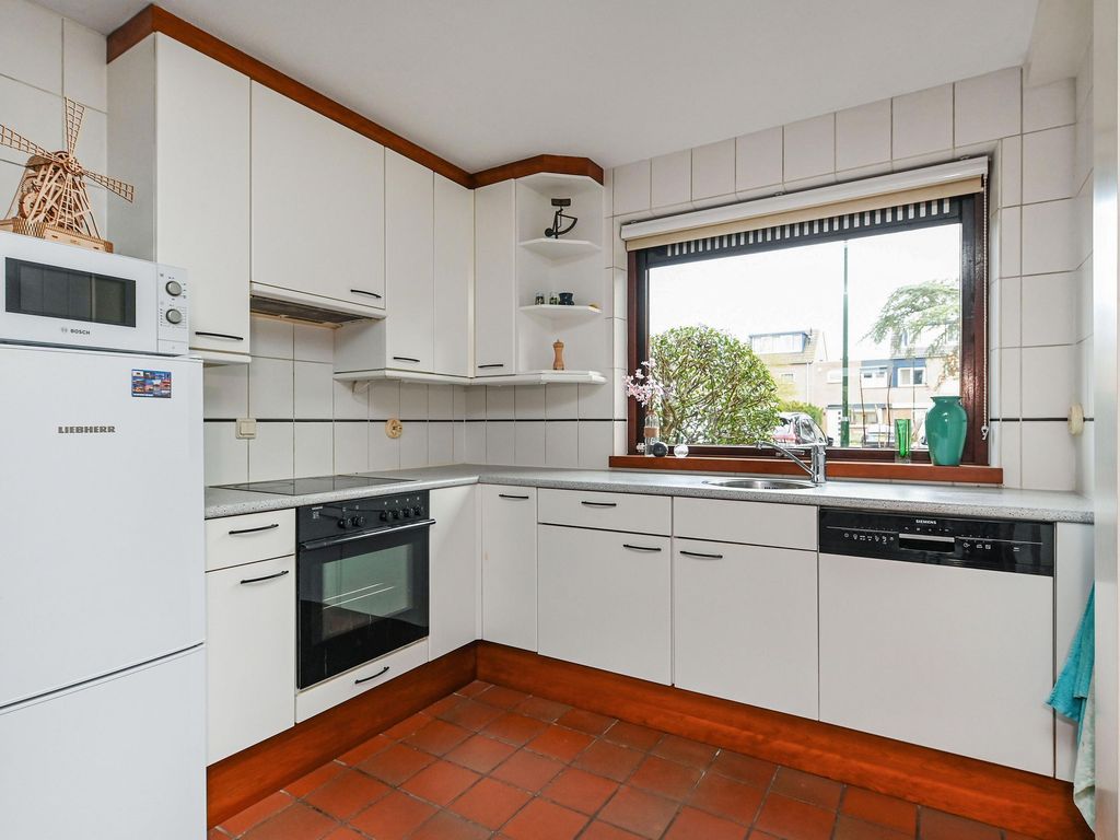 Hogeland 30, LEIDSCHENDAM