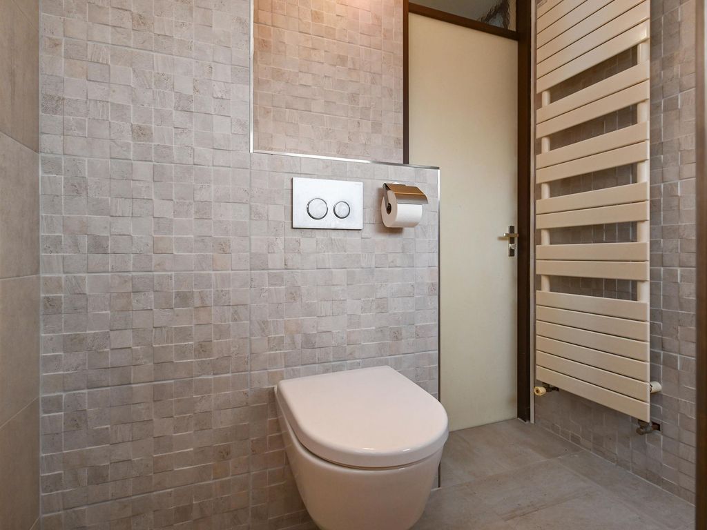 Hogeland 30, LEIDSCHENDAM