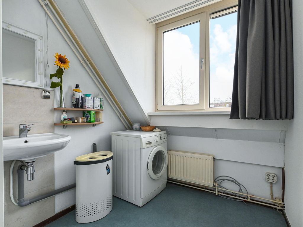 Hogeland 30, LEIDSCHENDAM