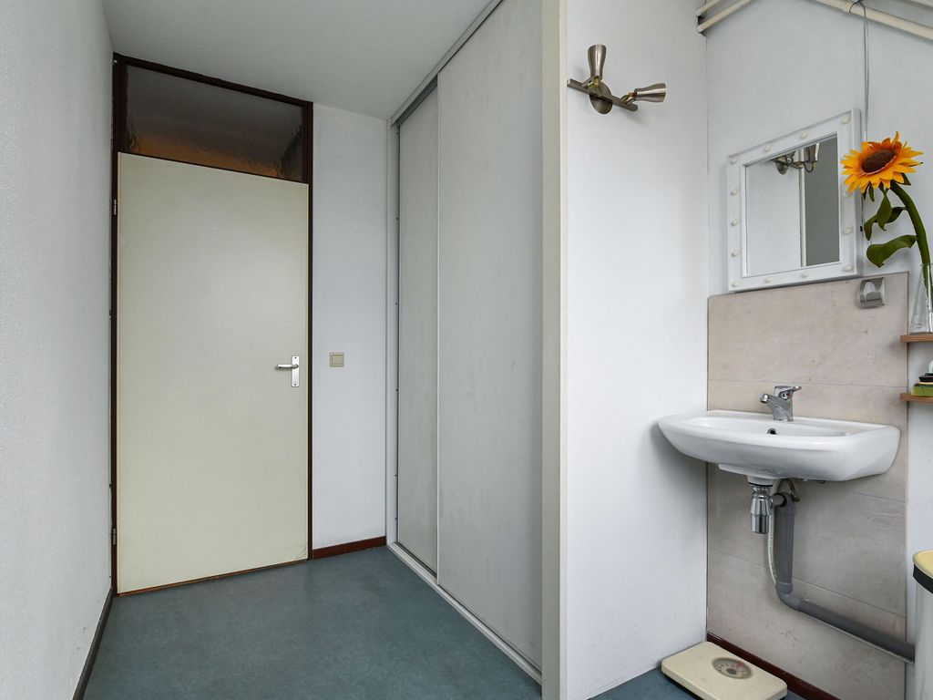 Hogeland 30, LEIDSCHENDAM