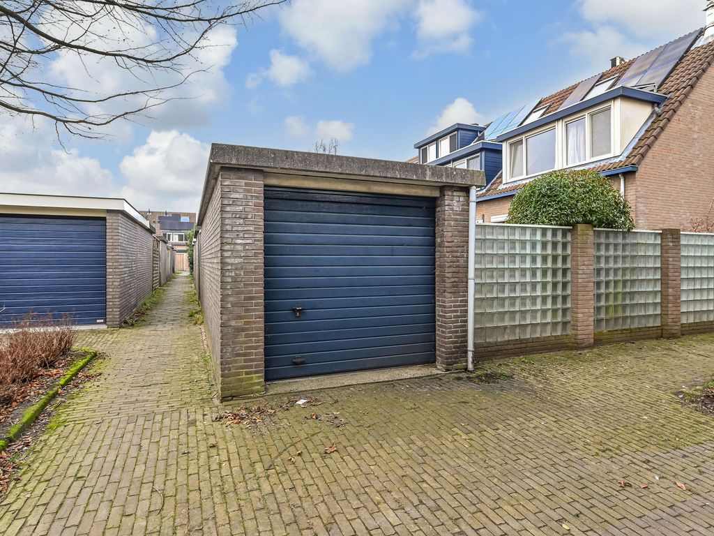 Hogeland 30, LEIDSCHENDAM