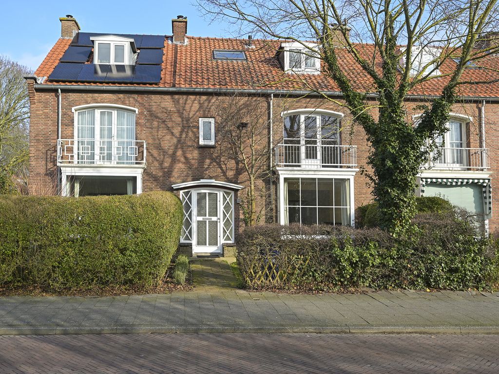 De Savornin Lohmanlaan 465, 'S-GRAVENHAGE