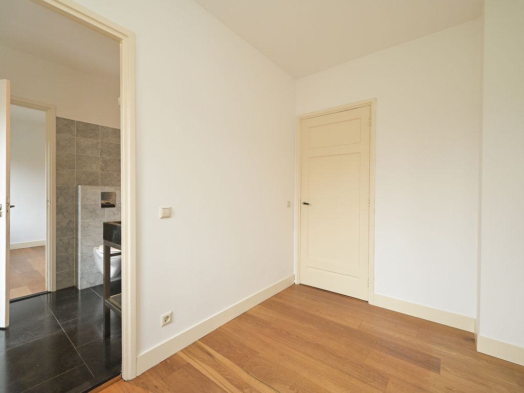 De Savornin Lohmanlaan 465, 'S-GRAVENHAGE