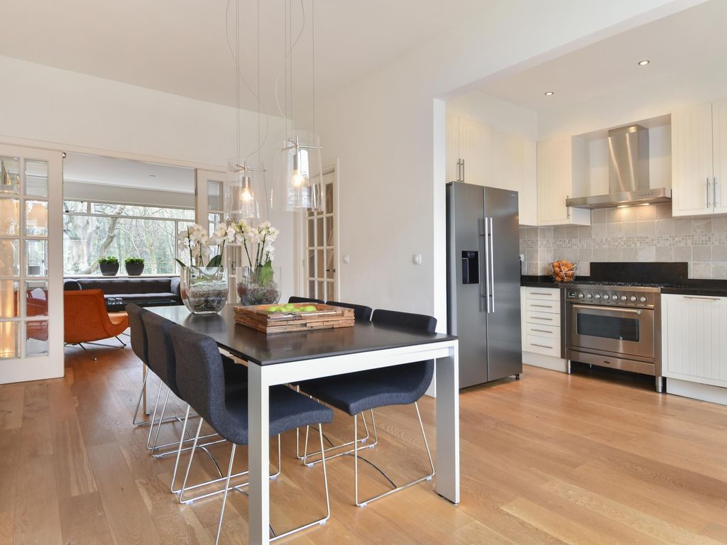 Van der Aastraat 28, 'S-GRAVENHAGE