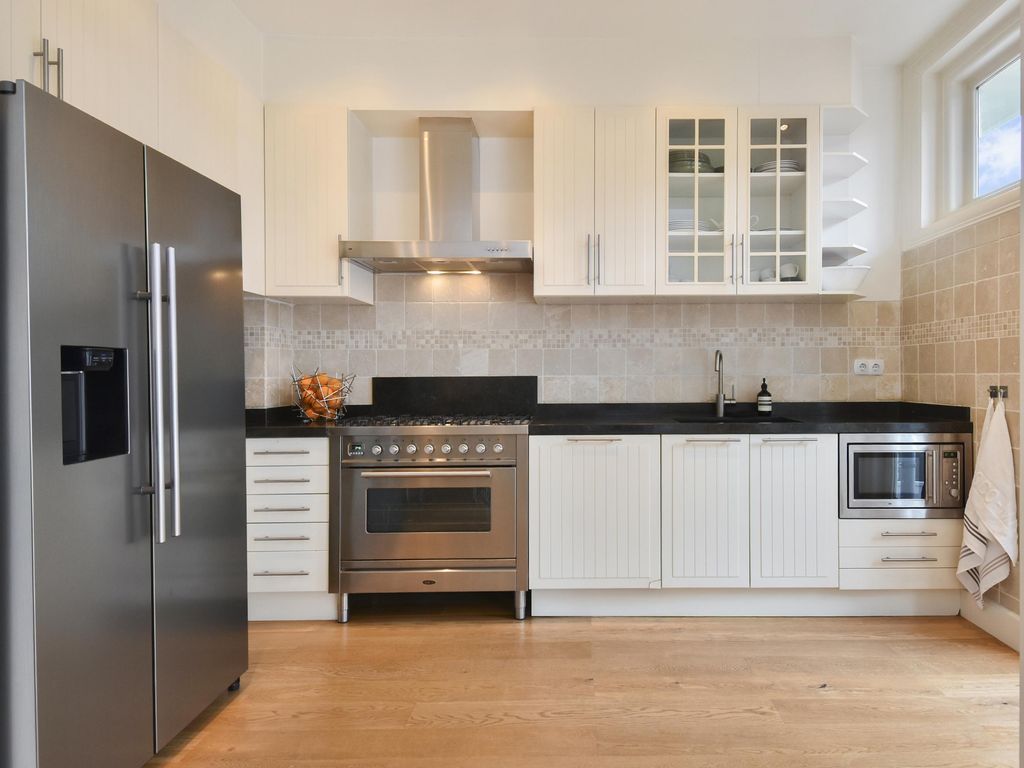 Van der Aastraat 28, 'S-GRAVENHAGE