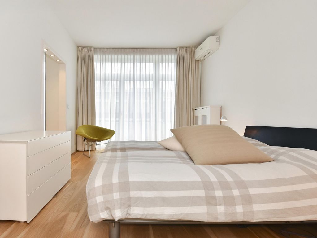 Van der Aastraat 28, 'S-GRAVENHAGE