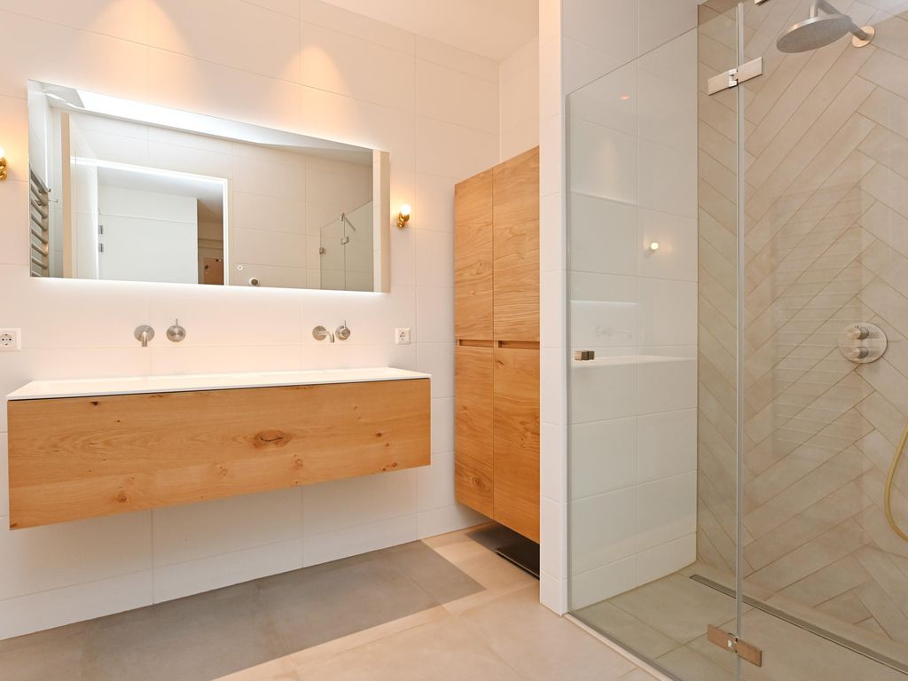 Koninginnegracht 92B, 'S-GRAVENHAGE