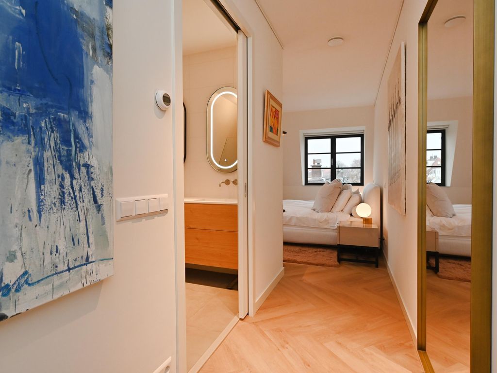 Koninginnegracht 92B, 'S-GRAVENHAGE