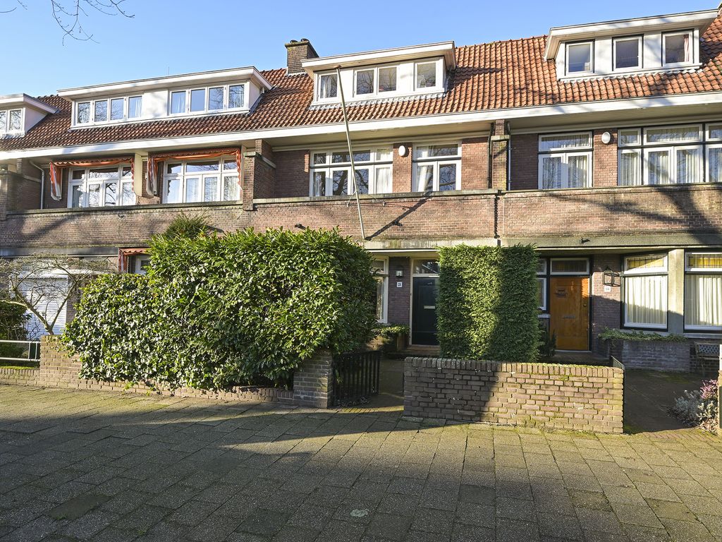 Ruychrocklaan 136, 'S-GRAVENHAGE