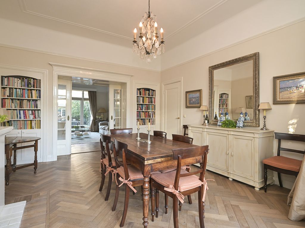 Ruychrocklaan 136, 'S-GRAVENHAGE