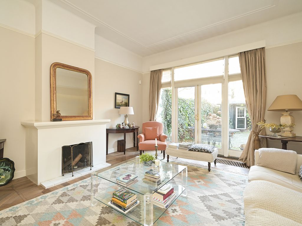 Ruychrocklaan 136, 'S-GRAVENHAGE