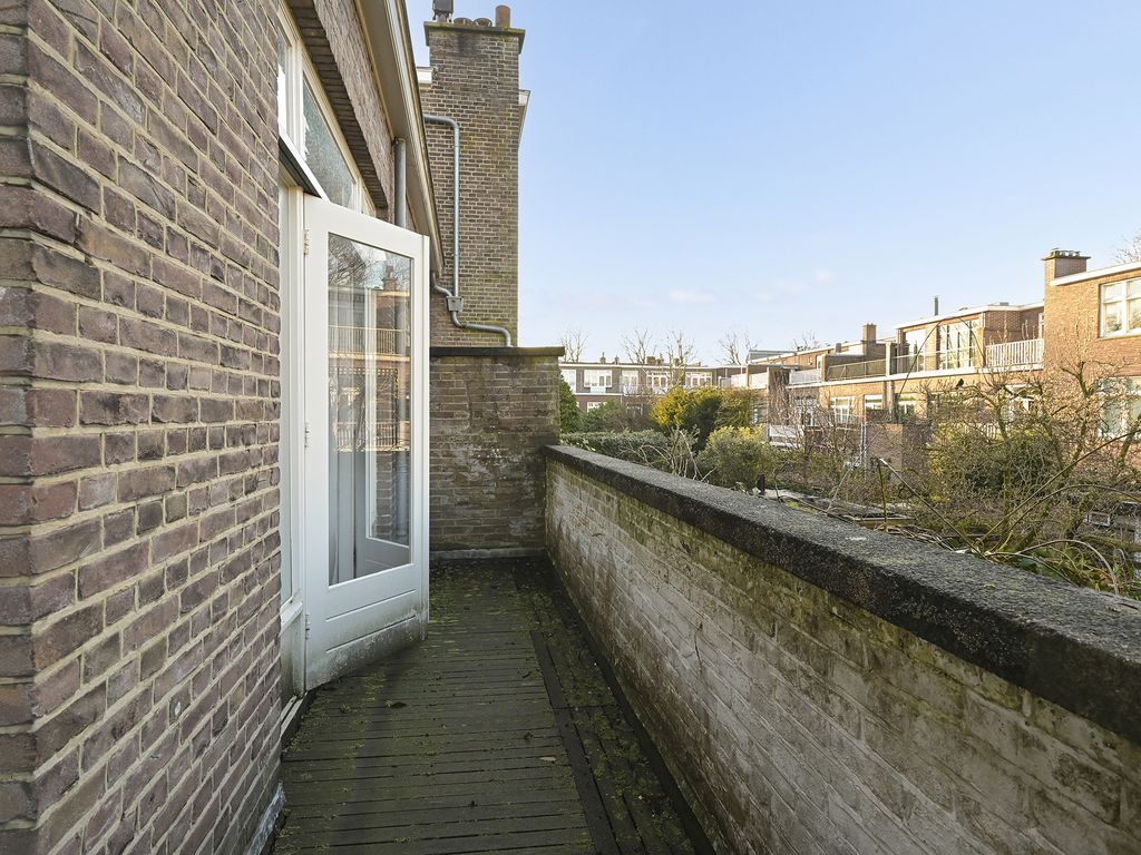 Ruychrocklaan 136, 'S-GRAVENHAGE