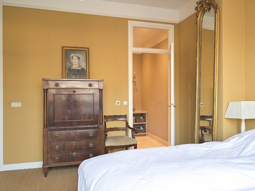 Ruychrocklaan 136, 'S-GRAVENHAGE