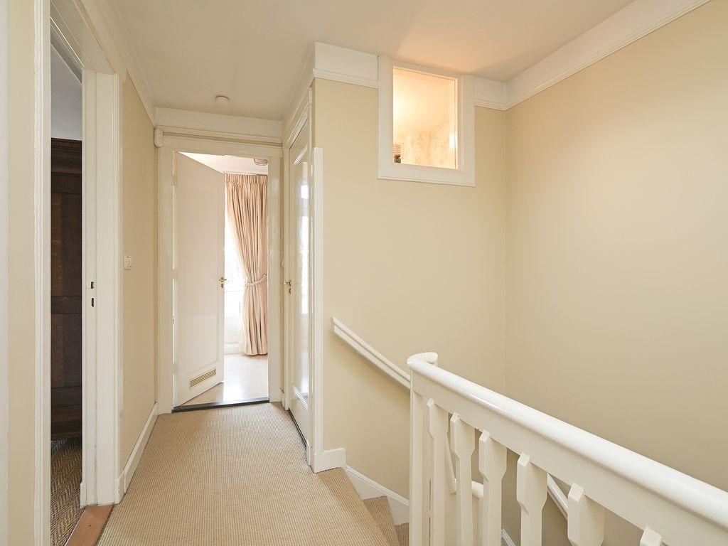 Ruychrocklaan 136, 'S-GRAVENHAGE