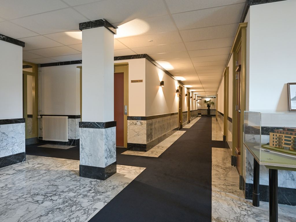 Catsheuvel 105, 'S-GRAVENHAGE