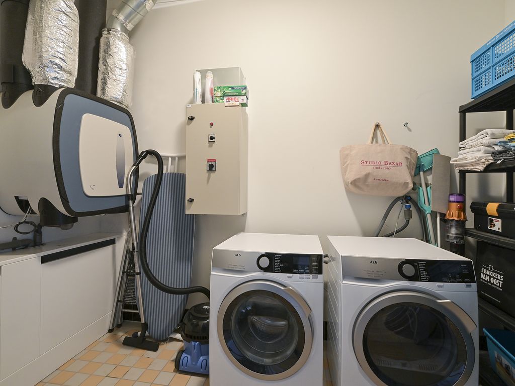 Catsheuvel 105, 'S-GRAVENHAGE