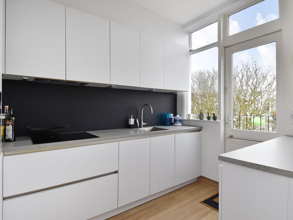 Usselincxstraat 68, 'S-GRAVENHAGE