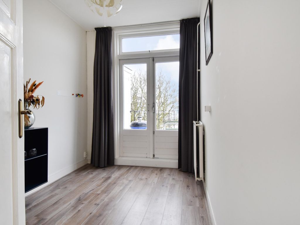 Usselincxstraat 68, 'S-GRAVENHAGE