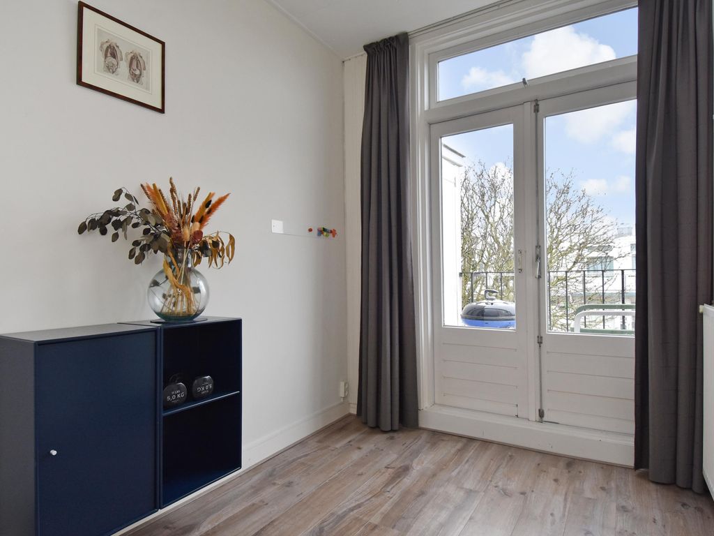 Usselincxstraat 68, 'S-GRAVENHAGE