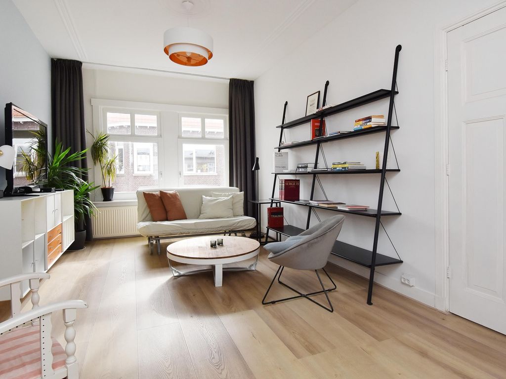 Usselincxstraat 68, 'S-GRAVENHAGE