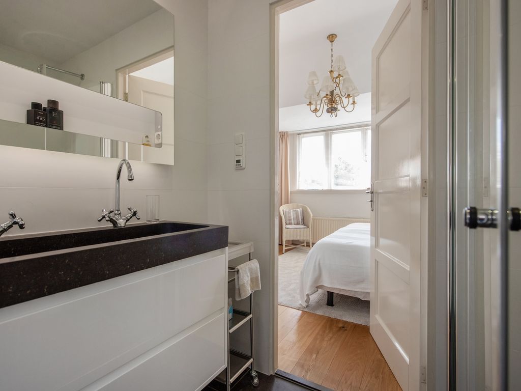 Van Alkemadelaan 70, 'S-GRAVENHAGE