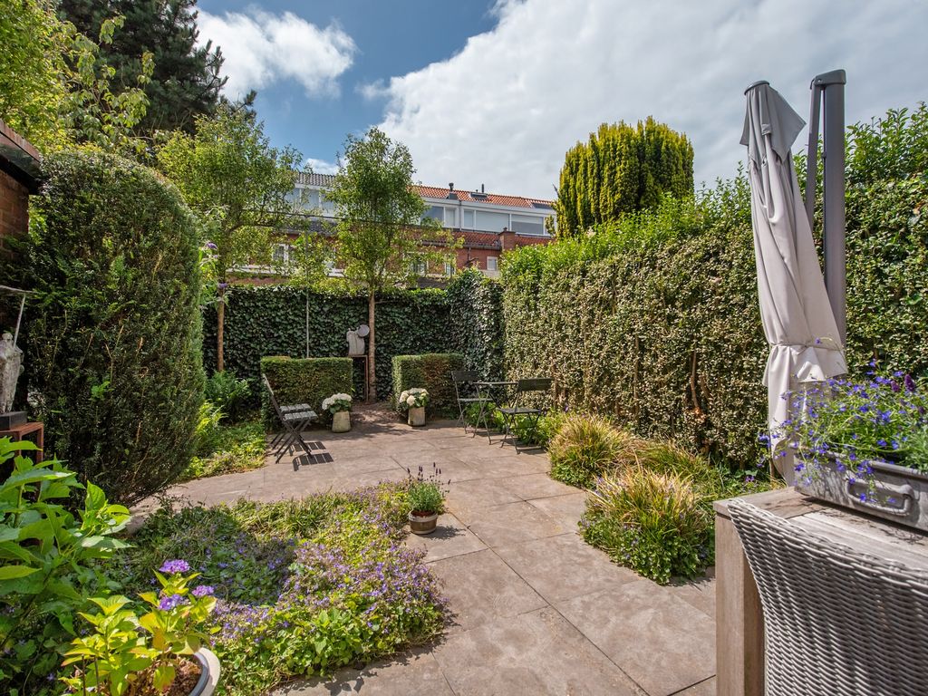 Van Alkemadelaan 70, 'S-GRAVENHAGE