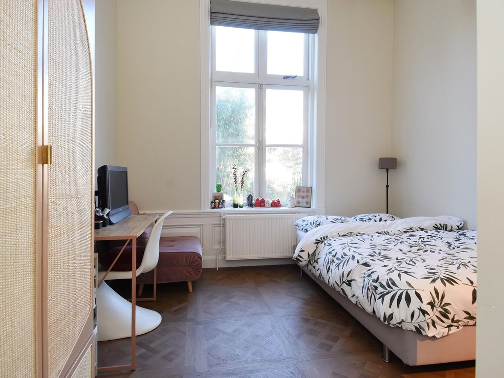 Groot Hertoginnelaan 53, 'S-GRAVENHAGE