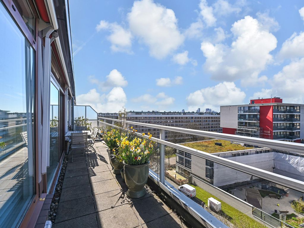 Cees Laseurlaan 347, 'S-GRAVENHAGE