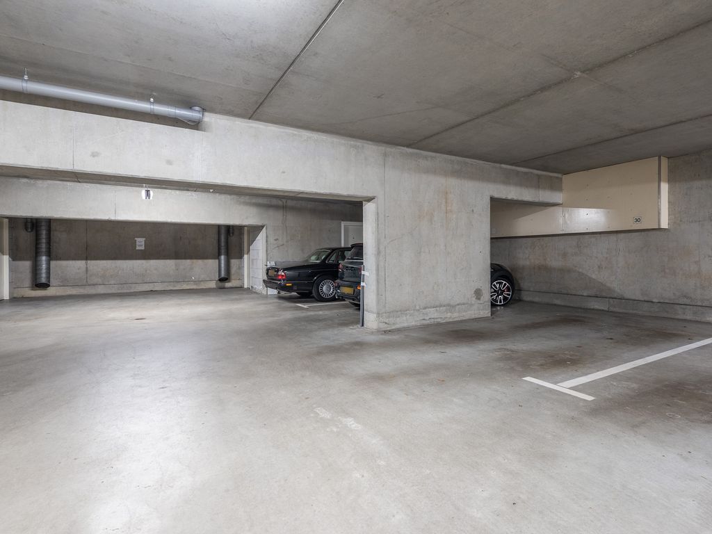 Laan van Pluymestein 30, WASSENAAR