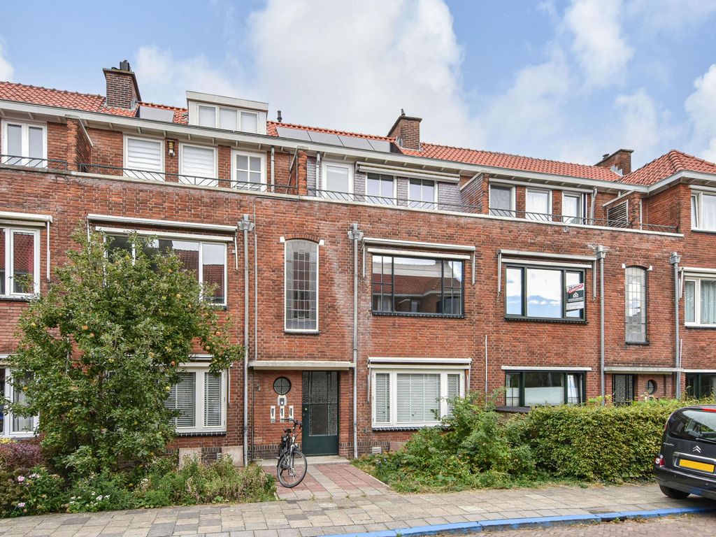 van Watervlietstraat 34, VOORBURG