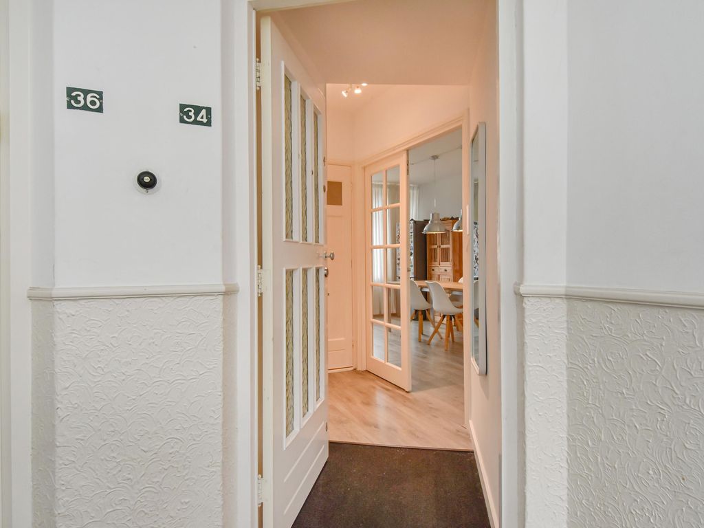 van Watervlietstraat 34, VOORBURG
