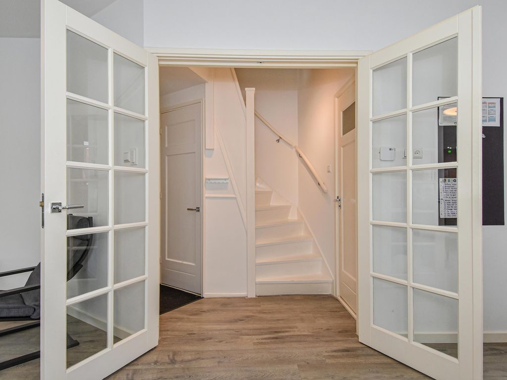 van Watervlietstraat 34, VOORBURG