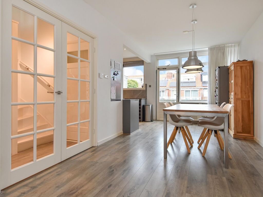 van Watervlietstraat 34, VOORBURG