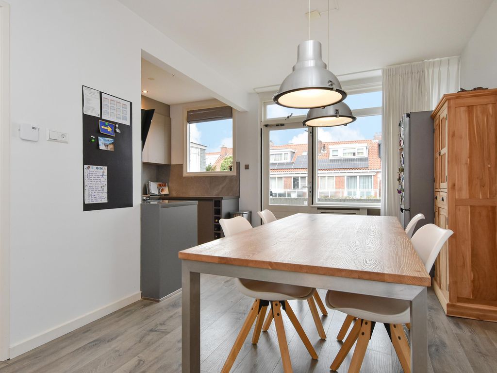 van Watervlietstraat 34, VOORBURG
