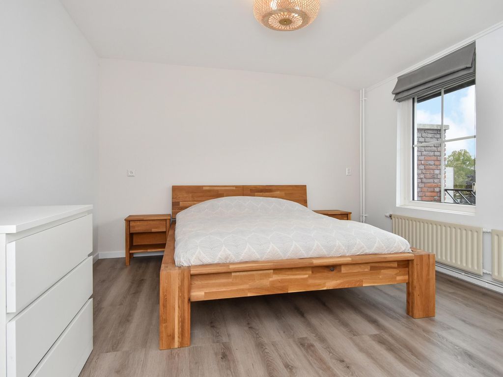 van Watervlietstraat 34, VOORBURG